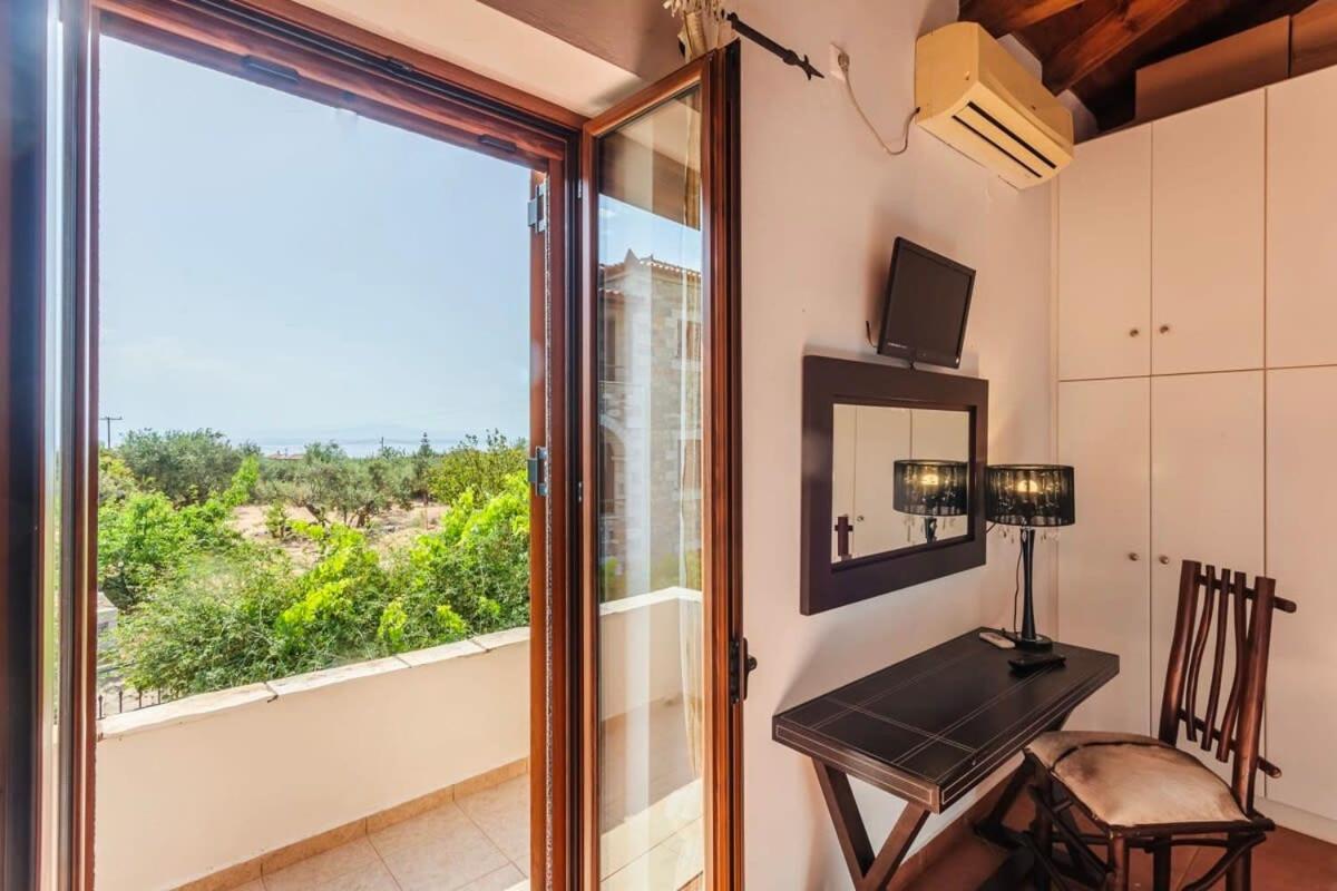 Mani'S Aura Seaside-Spacious Summer Retreat Kotronion  Ngoại thất bức ảnh