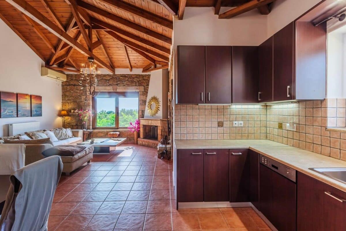 Mani'S Aura Seaside-Spacious Summer Retreat Kotronion  Ngoại thất bức ảnh