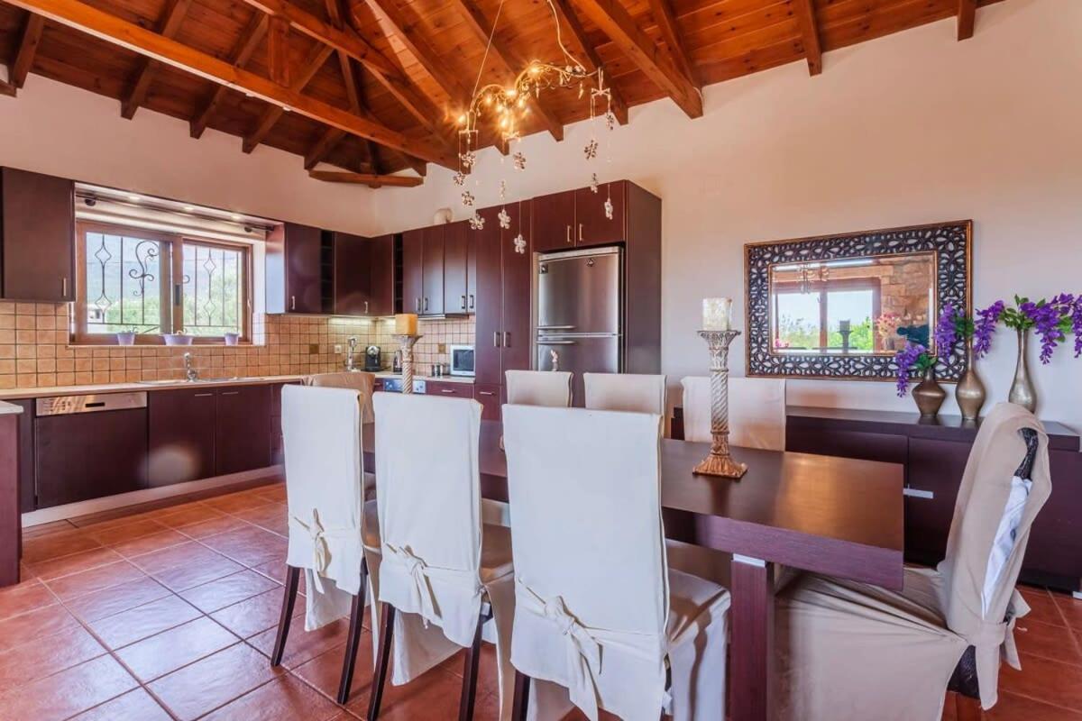 Mani'S Aura Seaside-Spacious Summer Retreat Kotronion  Ngoại thất bức ảnh
