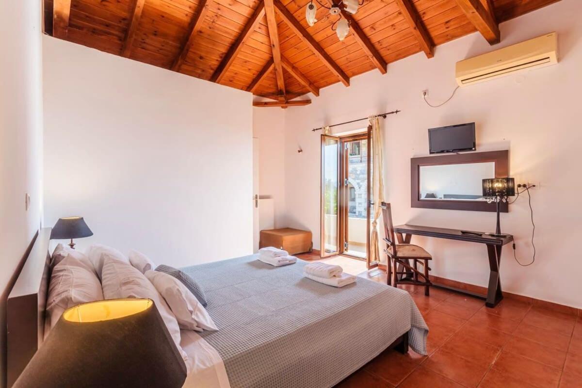 Mani'S Aura Seaside-Spacious Summer Retreat Kotronion  Ngoại thất bức ảnh